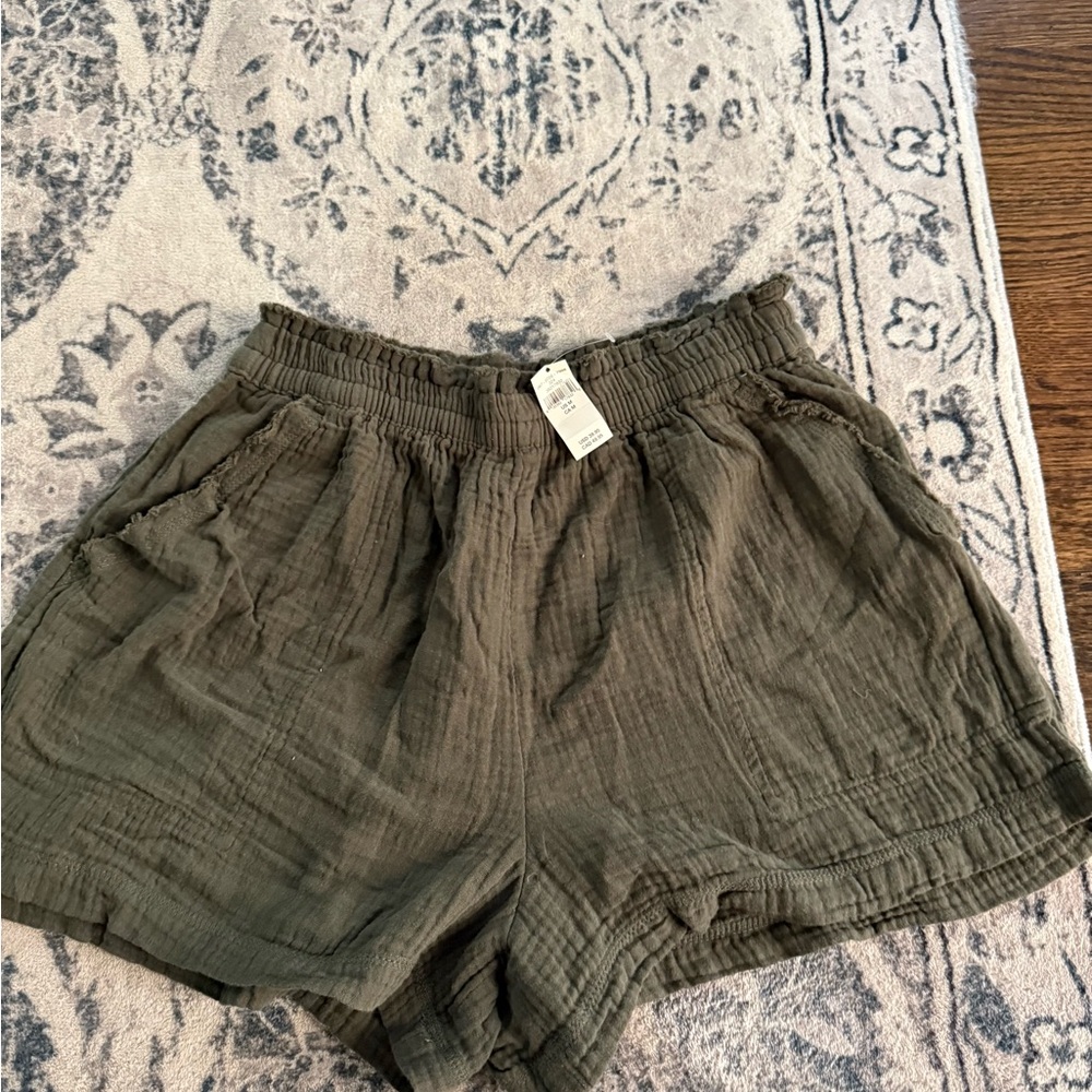 Aerie Olive Green Women's Shorts